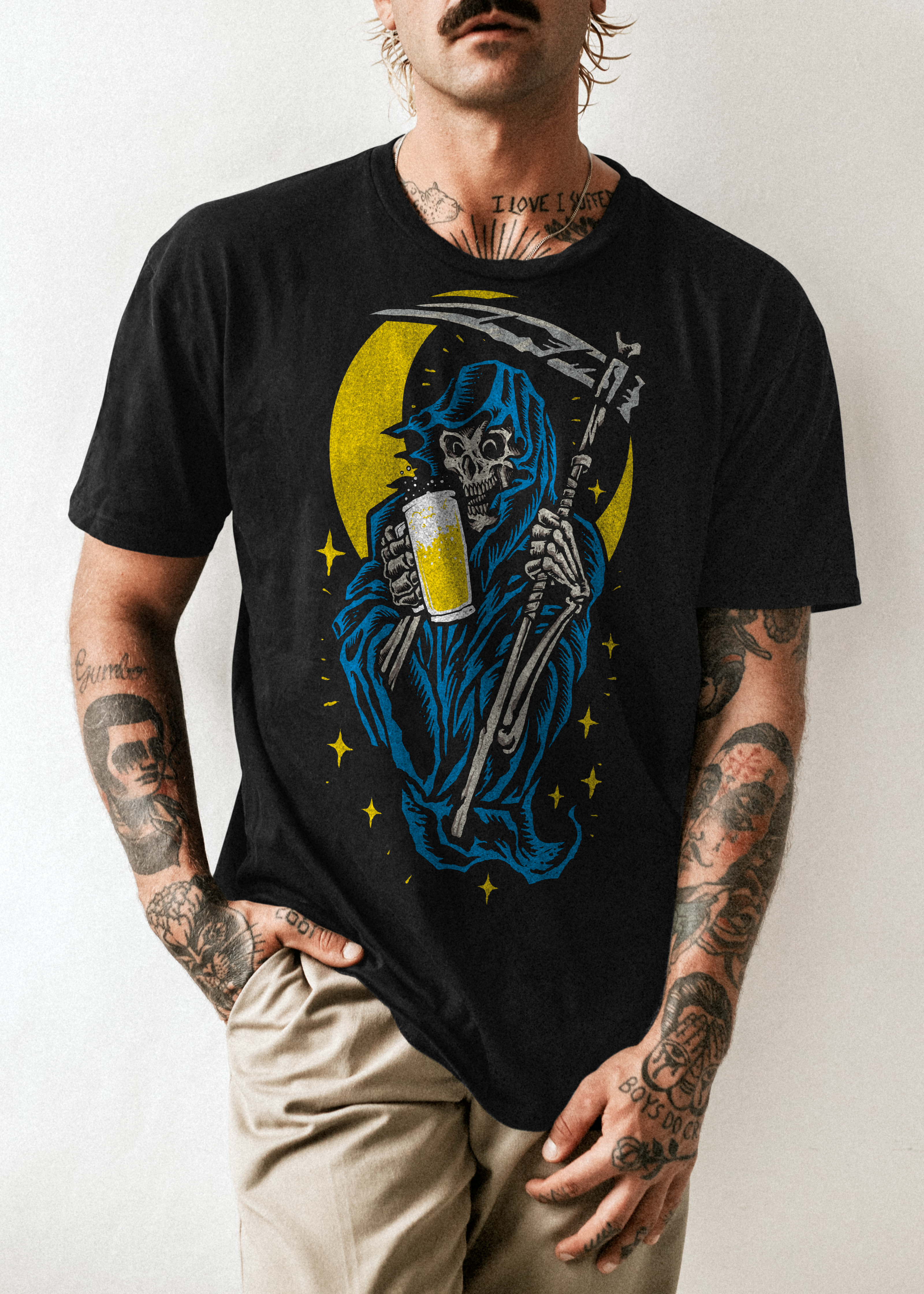T-Shirt Diseño Calavera y Cerveza